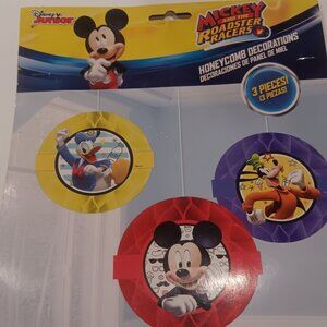 Lot of #5 Disney Junior Mickey and the Roadster Racers Honeycomb Decorations Lot